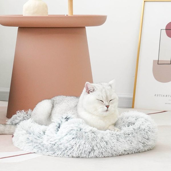 Self-warming Velvet Cat Cave - Image 4